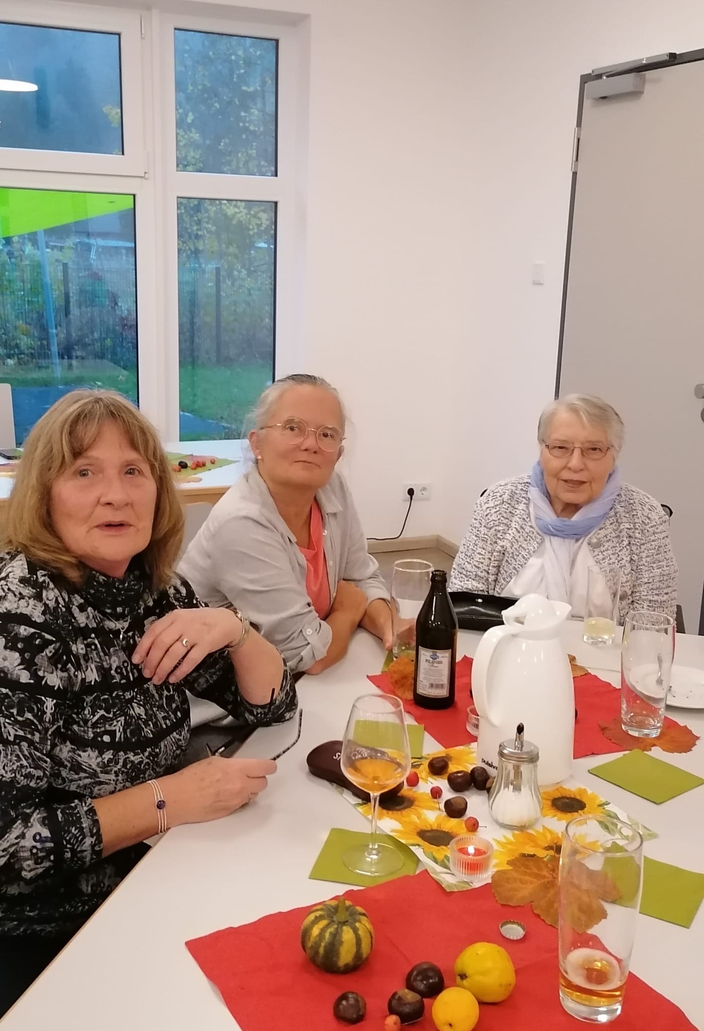 7f679d54-06f4-48fa-b0f0-fbfb9470bcd7-1